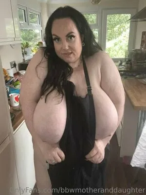 bbwmotheranddaughter / koat_123 nude photo #0030
