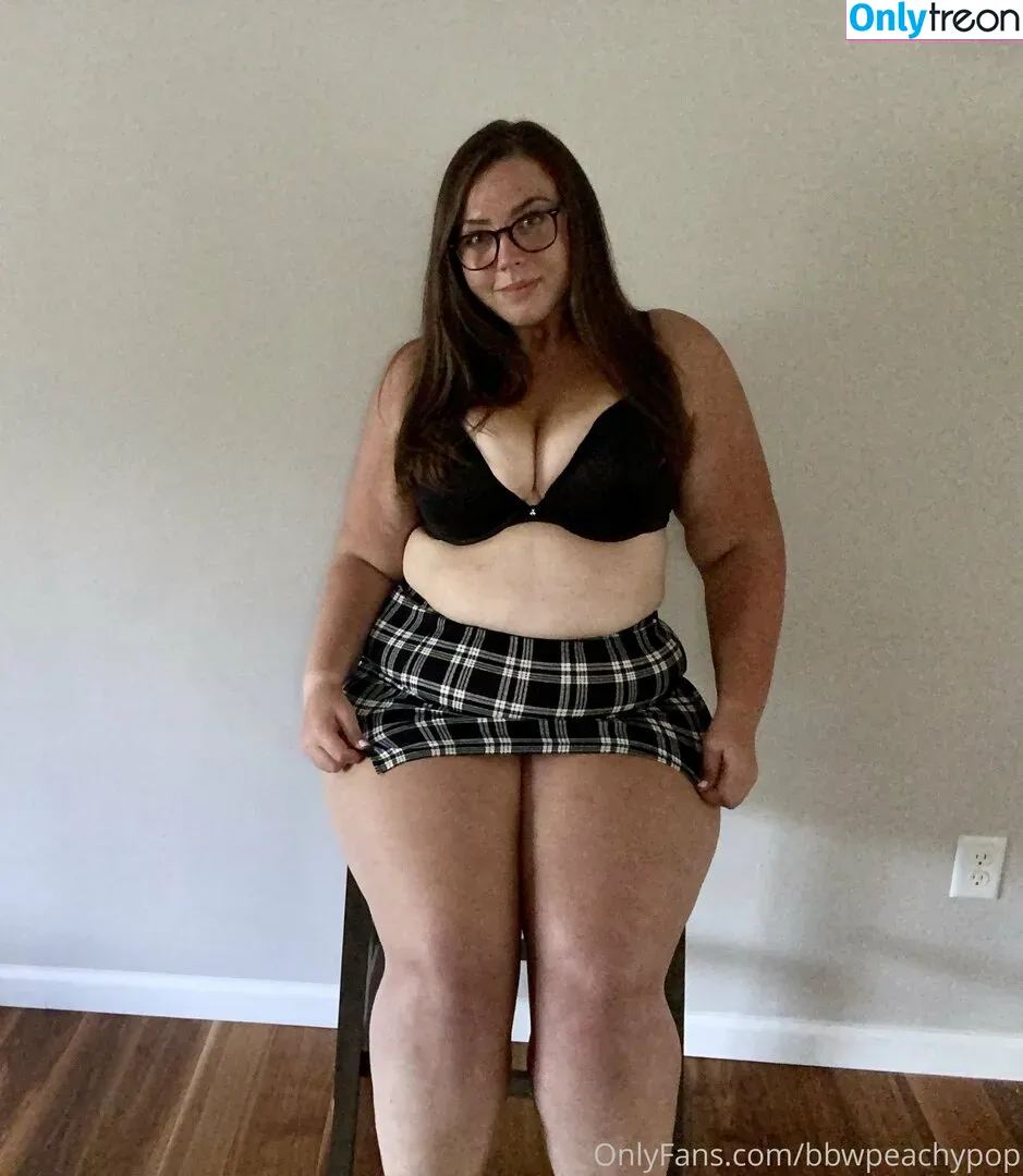 bbwpeachypop nude photo #0005 (peachybumxo)