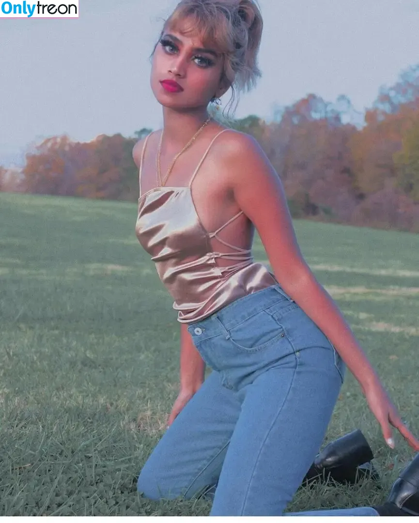 bbyg6rl nude photo #0006 (bbygrll)