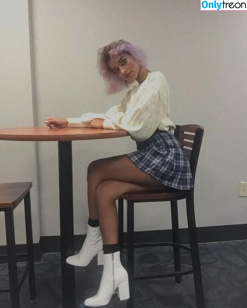 bbyg6rl nude photo #0086 (bbygrll)