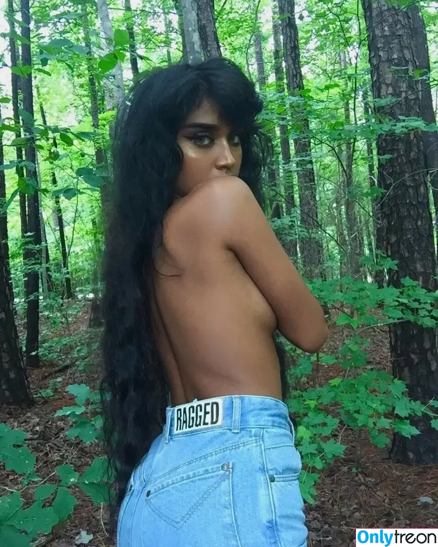bbyg6rl nude photo #0107 (bbygrll)