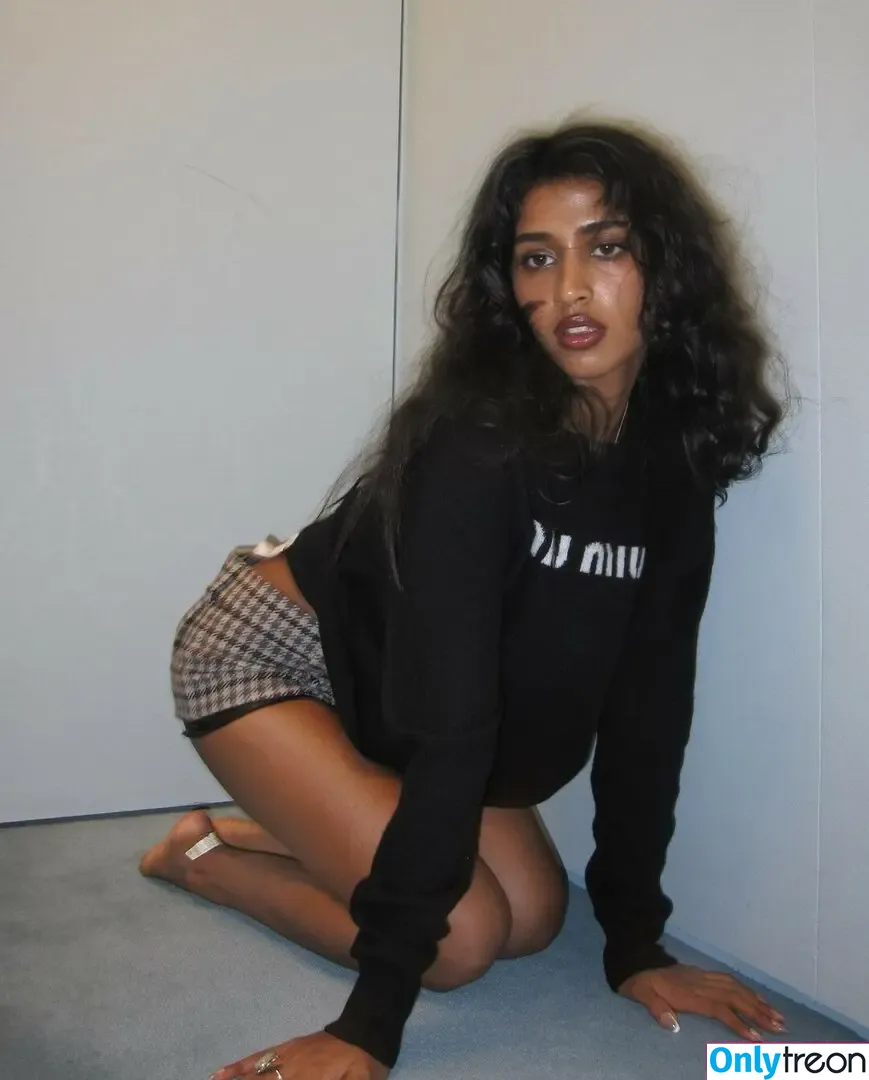bbyg6rl nude photo #0227 (bbygrll)