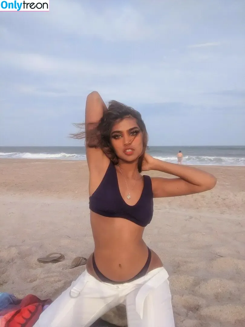 bbyg6rl nude photo #0276 (bbygrll)