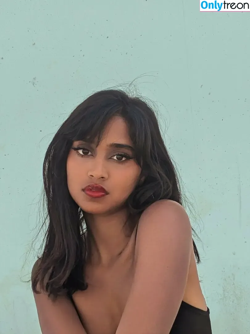 bbyg6rl nude photo #0279 (bbygrll)
