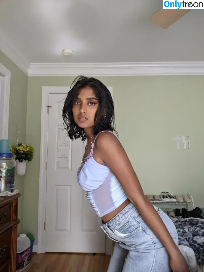 bbyg6rl nude photo #0295 (bbygrll)