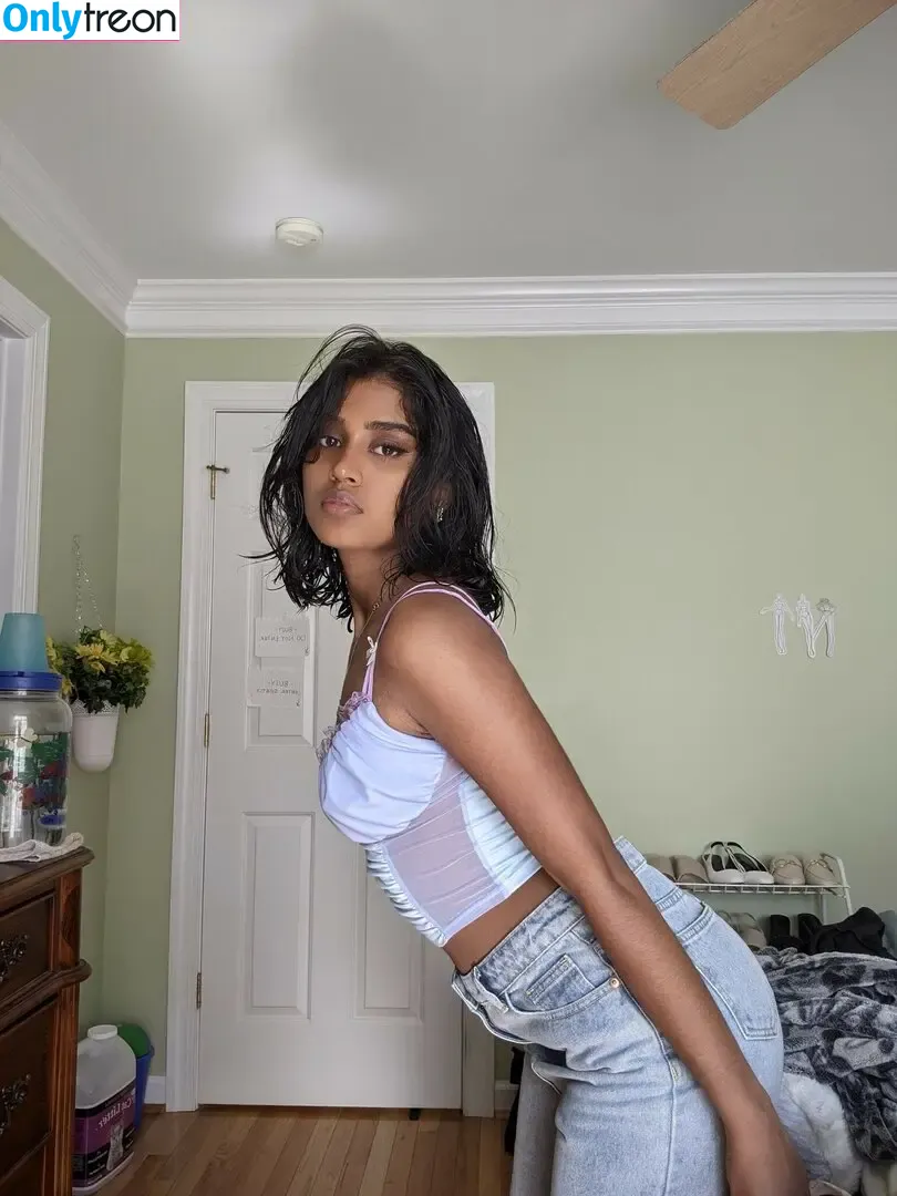 bbyg6rl nude photo #0296 (bbygrll)