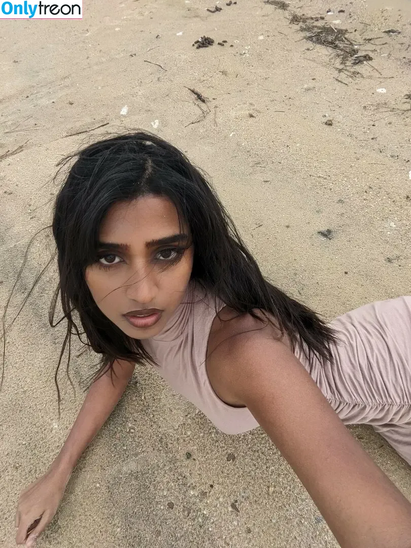 bbyg6rl nude photo #0302 (bbygrll)