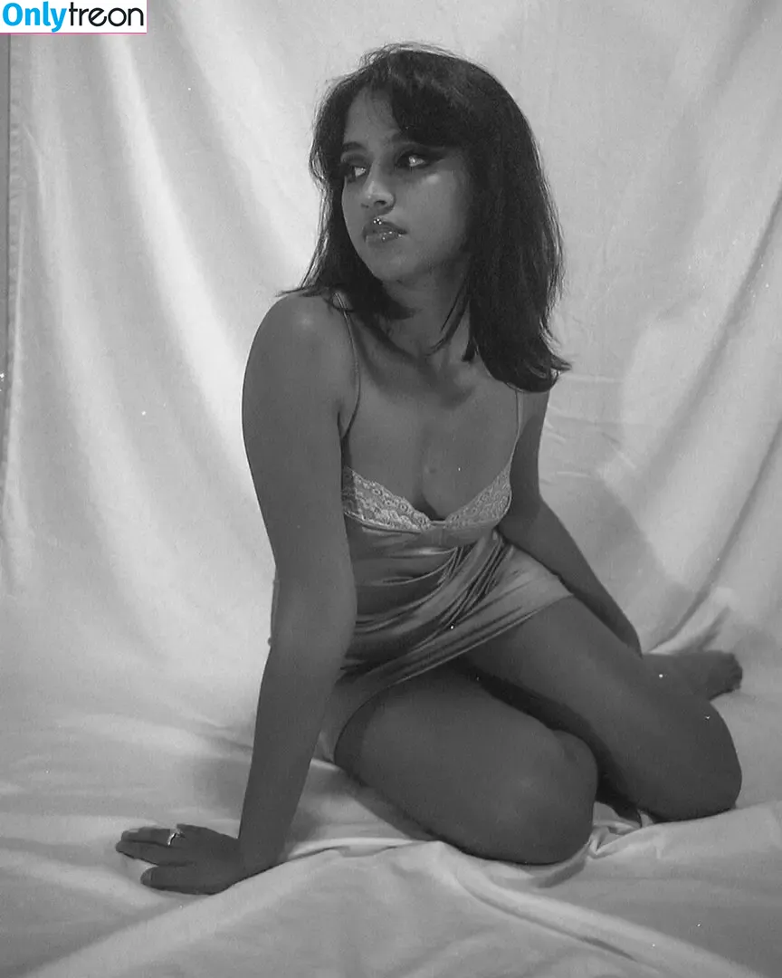 bbyg6rl nude photo #0322 (bbygrll)