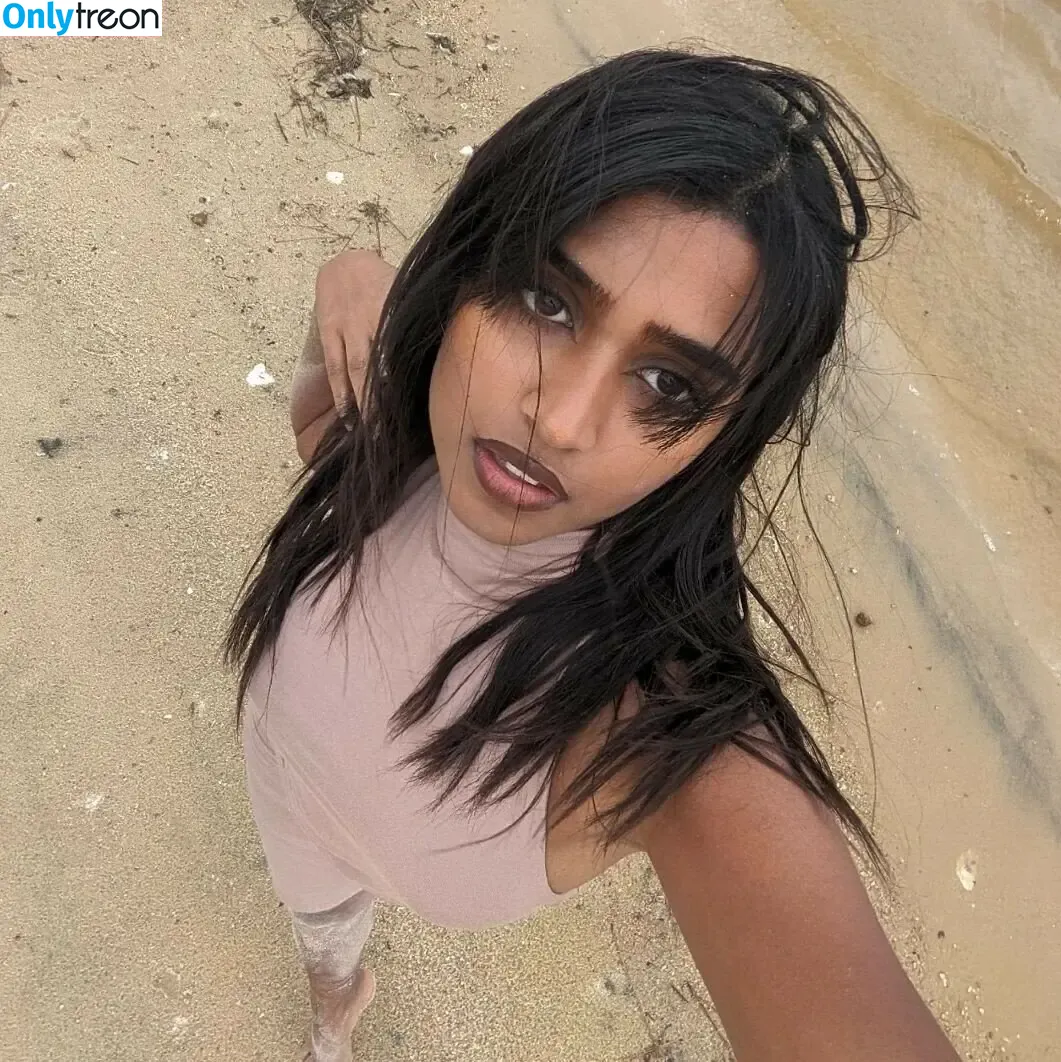 bbyg6rl nude photo #0337 (bbygrll)