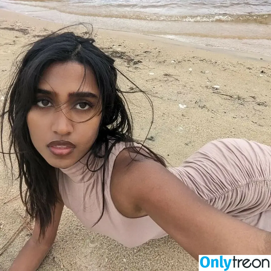 bbyg6rl nude photo #0338 (bbygrll)