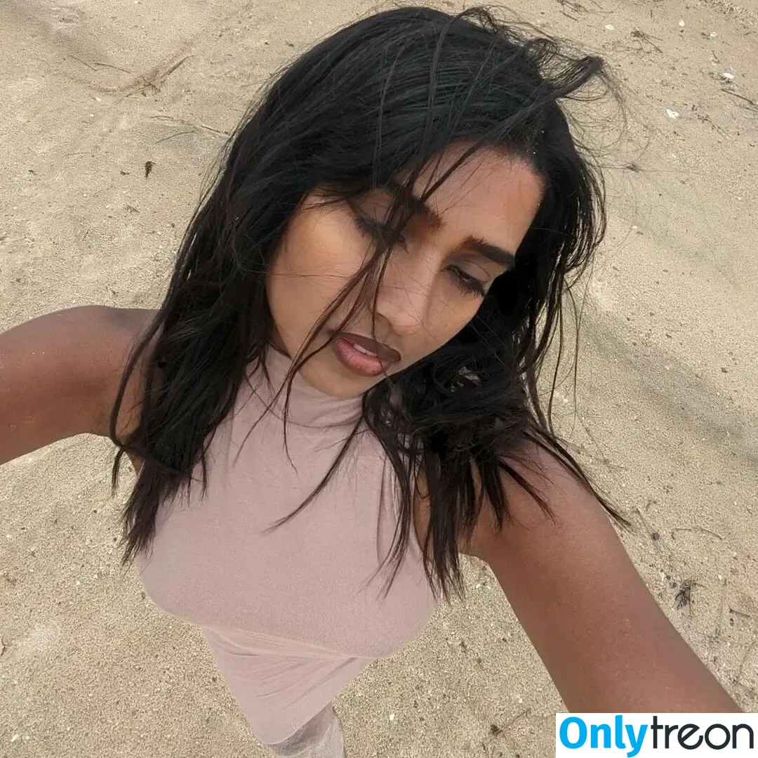 bbyg6rl nude photo #0340 (bbygrll)