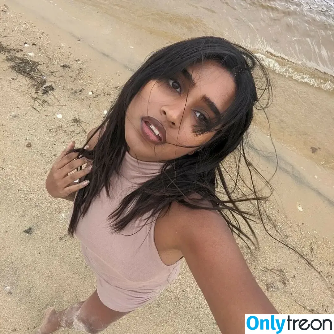 bbyg6rl nude photo #0344 (bbygrll)