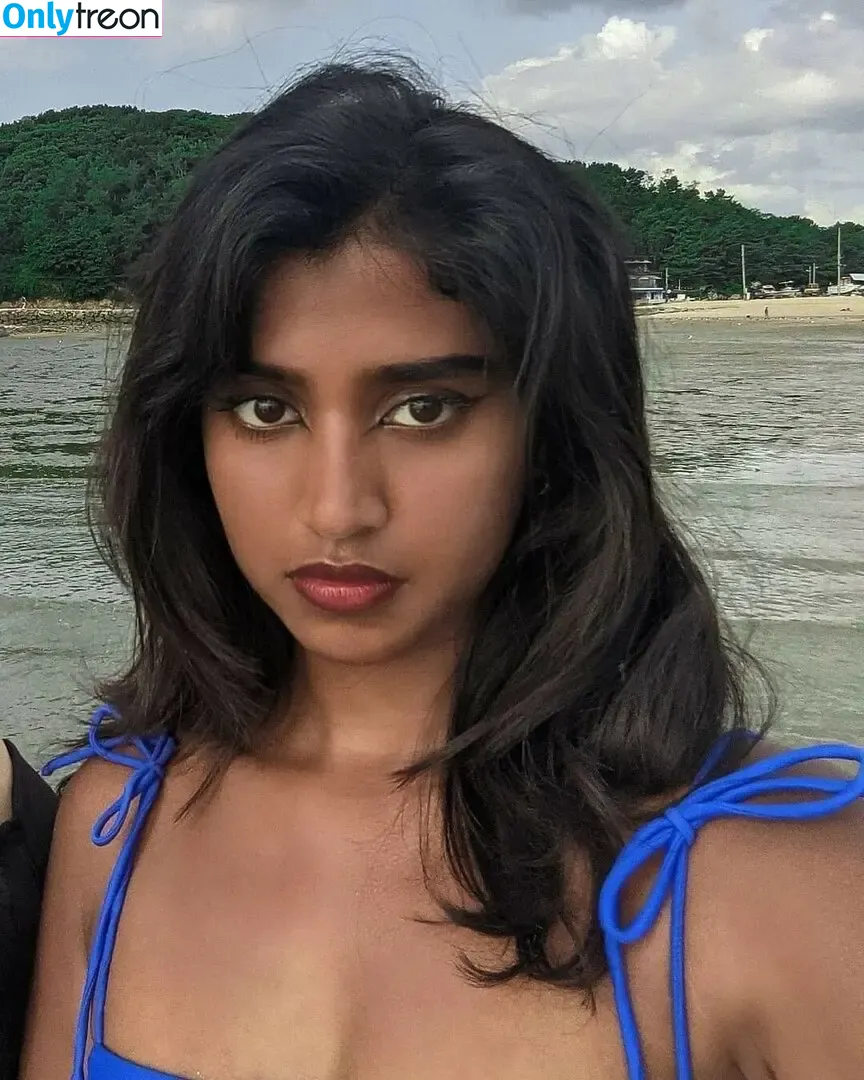 bbyg6rl nude photo #0407 (bbygrll)
