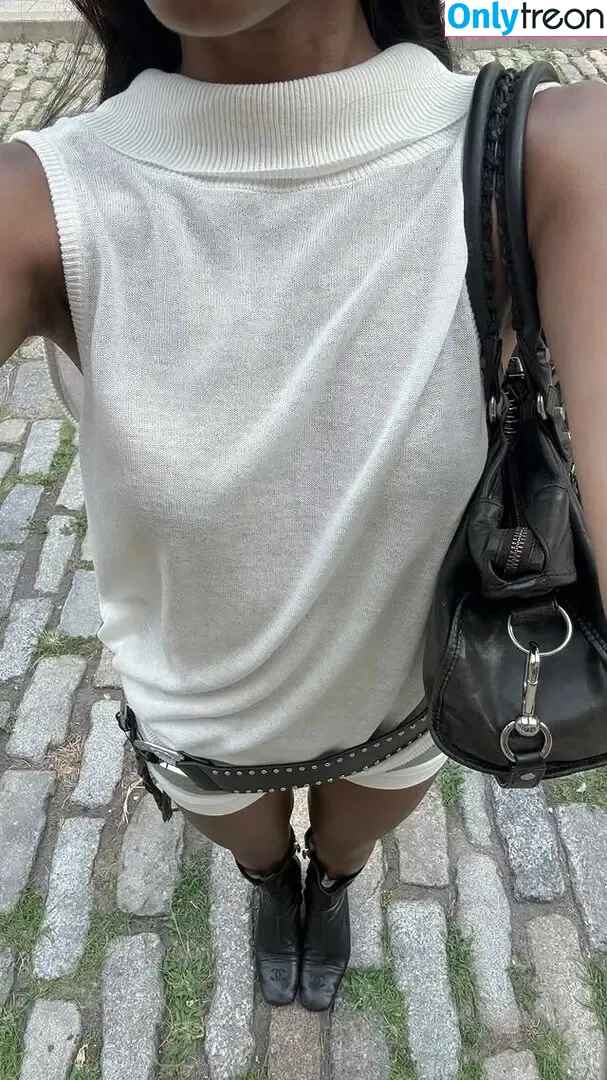 bbyg6rl nude photo #0513 (bbygrll)