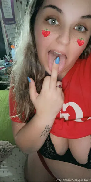 bbygirl_blairr / bbygirlblair nude photo #0044