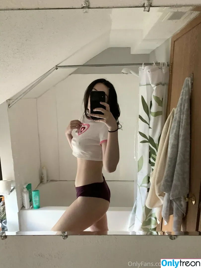 bbykatexxx nude photo #0022 (bbykatexxx)
