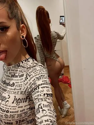  nude photo #0004
