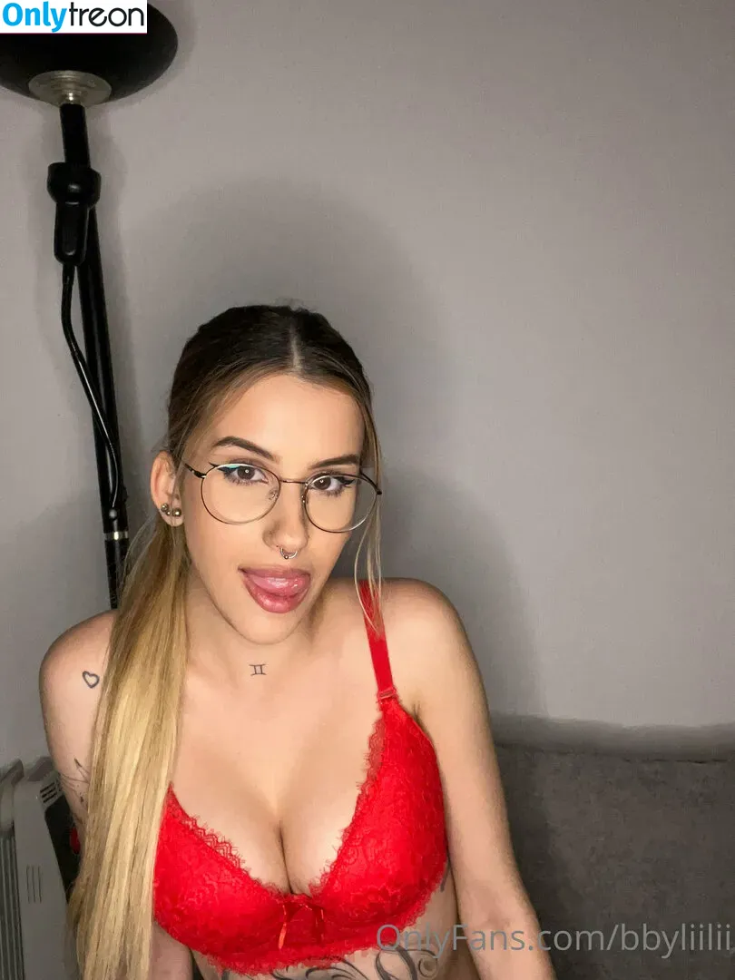 bbyliilii nude photo #0134 (bbyliilii)