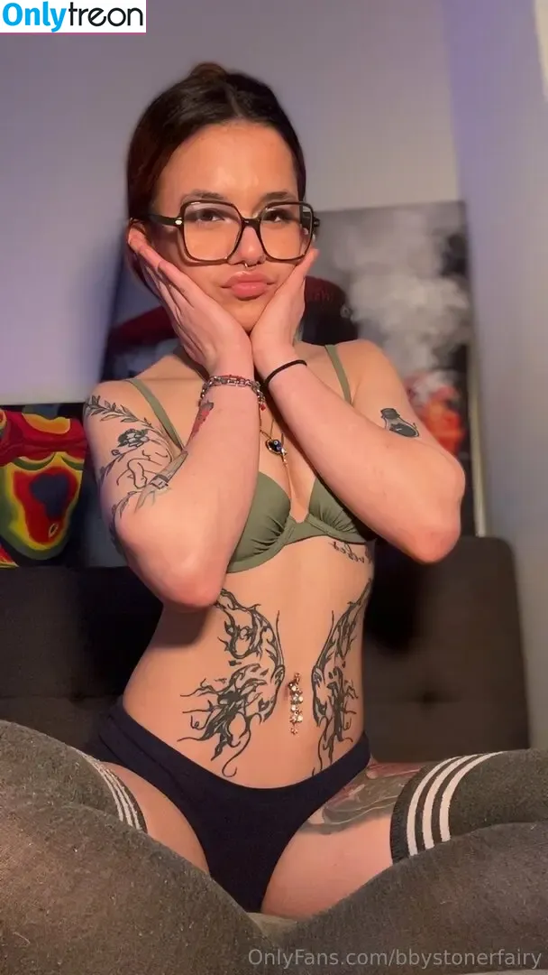 bbystonerfairy nude photo #0015 (bbystonerfairy)