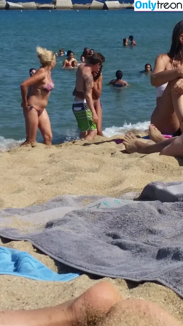 Beach nude photo #0289 (Beach)