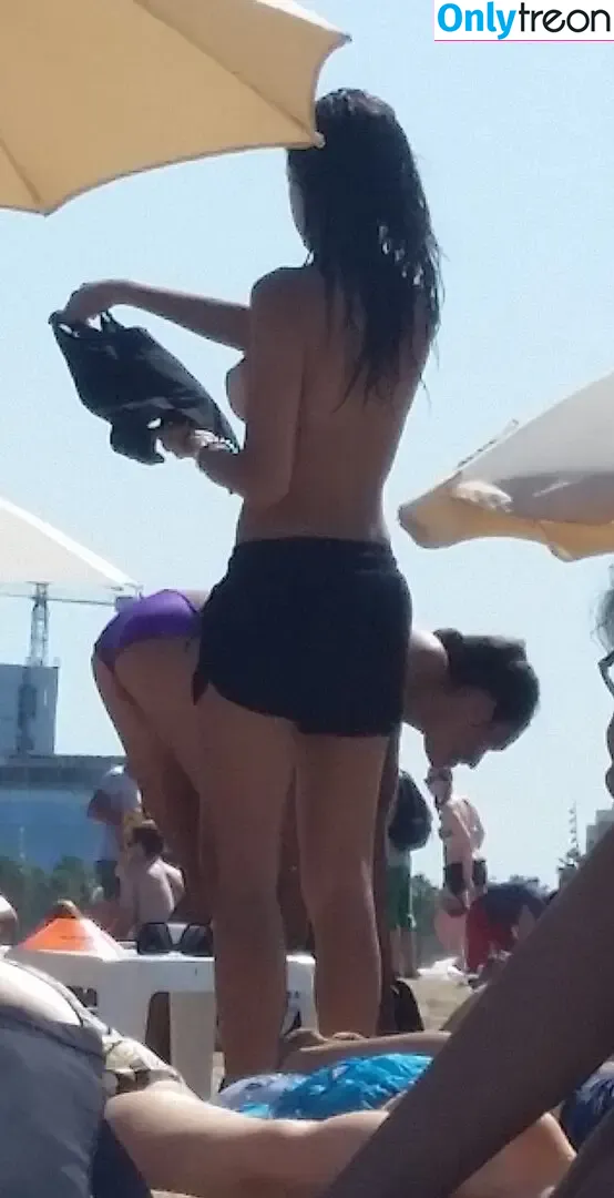 Beach nude photo #0304 (Beach)