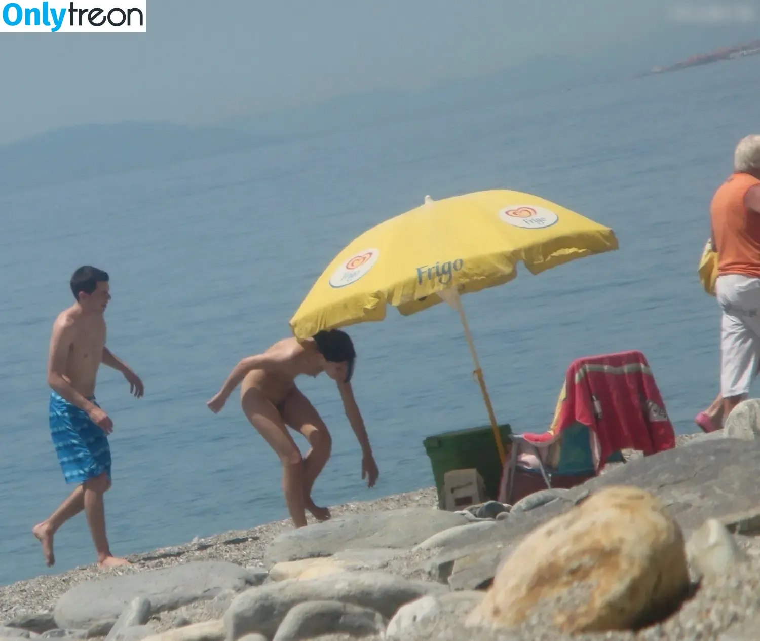 Beach nude photo #1373 (Beach)