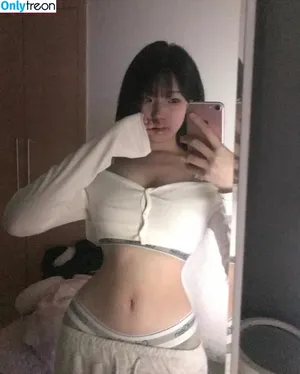  nude photo #0001