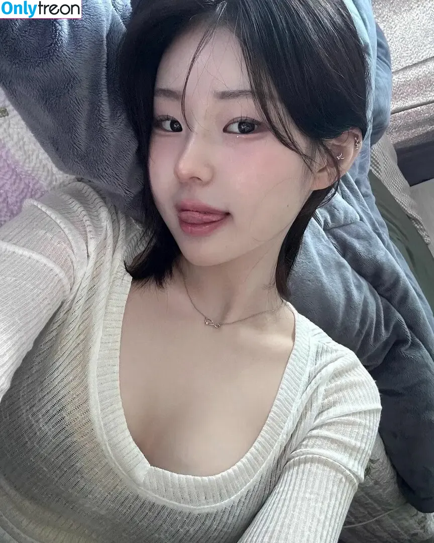 beacon_z nude photo #0008 (beacon_z)