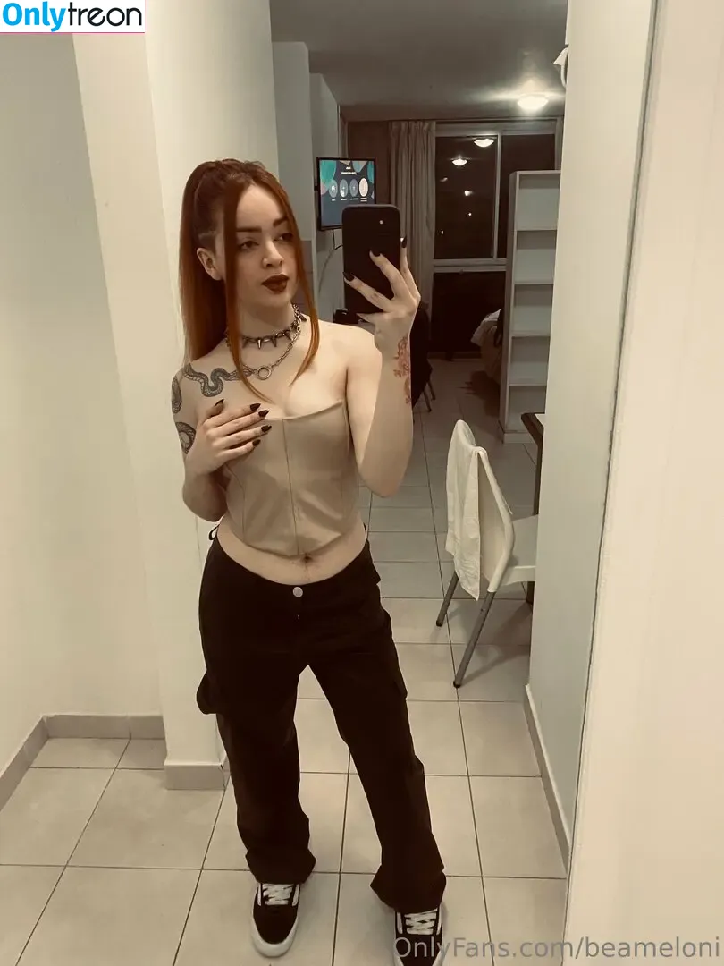 beameloni nude photo #0014 (beameloni)