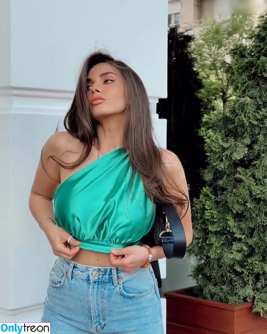beatrix ramosaj nude photo #0223 (beatrix ramosaj)