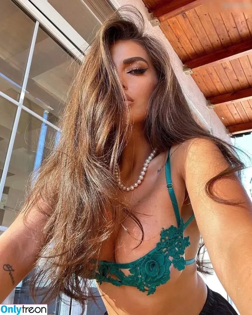 beatrix ramosaj nude photo #0274 (beatrix ramosaj)