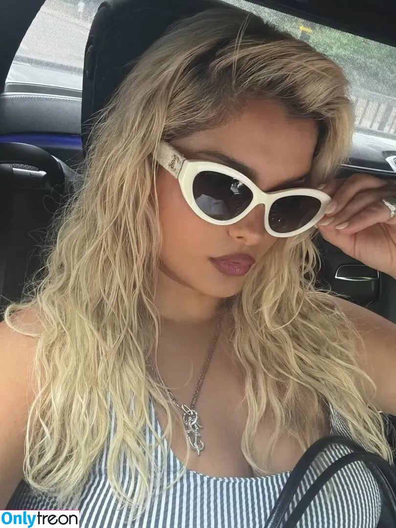 Bebe Rexha nude photo #0917 (beberexha / skylinevexx)