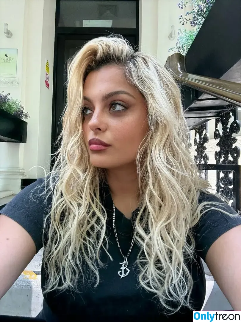Bebe Rexha nude photo #0925 (beberexha / skylinevexx)