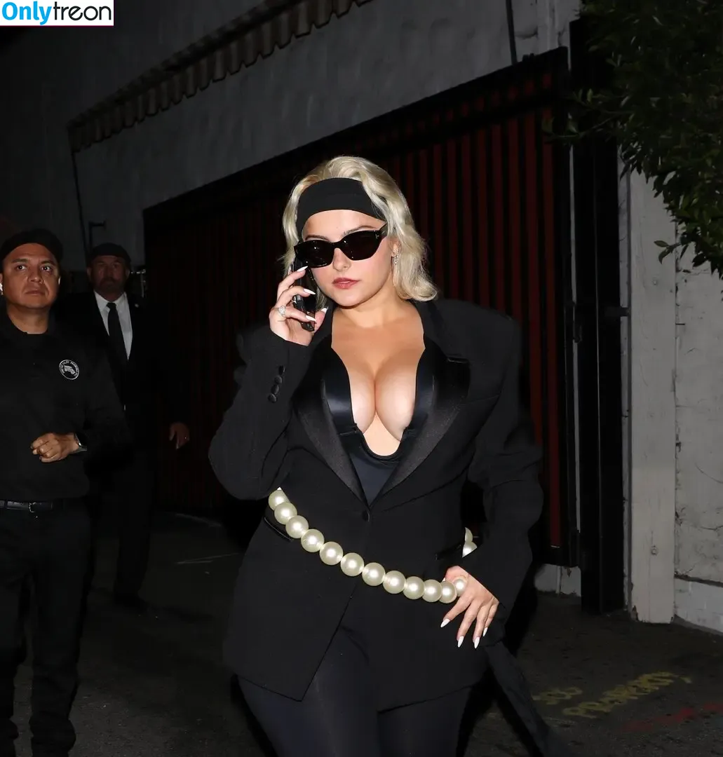 Bebe Rexha nude photo #0961 (beberexha / skylinevexx)
