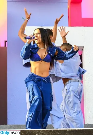 Becky G / Reggaeton singer / iambeckyg / missbeckyfeet nude photo #0335
