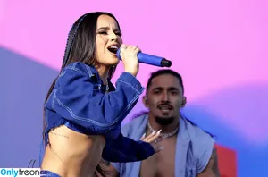 Becky G / Reggaeton singer / iambeckyg / missbeckyfeet nude photo #0338