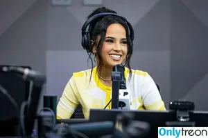 Becky G / Reggaeton singer / iambeckyg / missbeckyfeet nude photo #0387