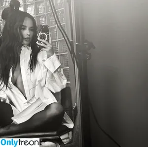 Becky G / Reggaeton singer / iambeckyg / missbeckyfeet nude photo #0459