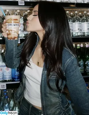 Becky G / Reggaeton singer / iambeckyg / missbeckyfeet nude photo #0468