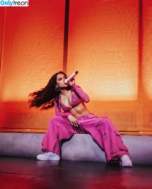 Becky G / Reggaeton singer / iambeckyg / missbeckyfeet nude photo #0586