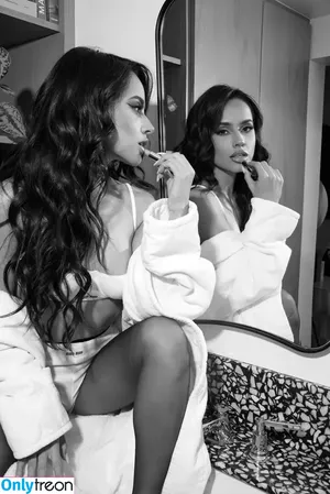 Becky G / Reggaeton singer / iambeckyg / missbeckyfeet nude photo #0654