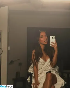 Becky G / Reggaeton singer / iambeckyg / missbeckyfeet nude photo #0734