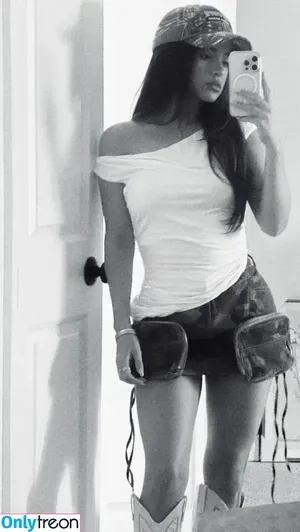 Becky G / Reggaeton singer / iambeckyg / missbeckyfeet nude photo #0833
