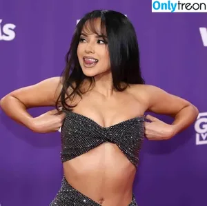 Becky G / Reggaeton singer / iambeckyg / missbeckyfeet nude photo #0945