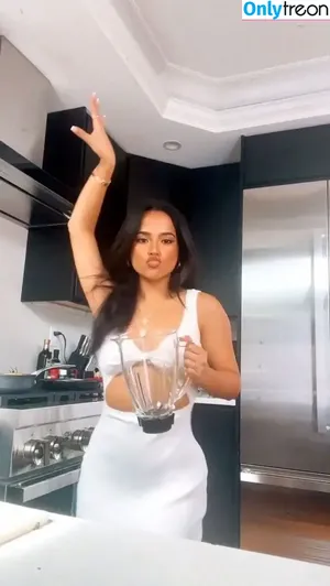 Becky G / Reggaeton singer / iambeckyg / missbeckyfeet nude photo #1127