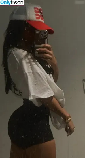 Becky G / Reggaeton singer / iambeckyg / missbeckyfeet nude photo #1183