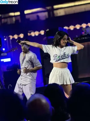 Becky G / Reggaeton singer / iambeckyg / missbeckyfeet nude photo #1220
