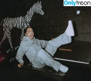 Becky G / Reggaeton singer / iambeckyg / missbeckyfeet nude photo #1425