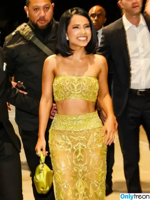 Becky G / Reggaeton singer / iambeckyg / missbeckyfeet nude photo #1517