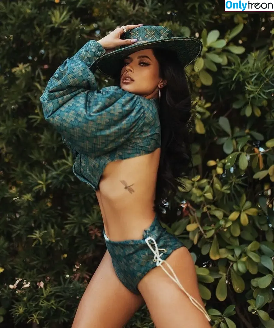 Becky G nude photo #1072 (Reggaeton singer / iambeckyg / missbeckyfeet)